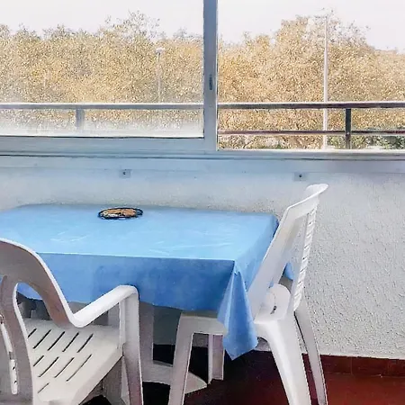 Superb Apartment Brand New Near The Beach Apartmán *