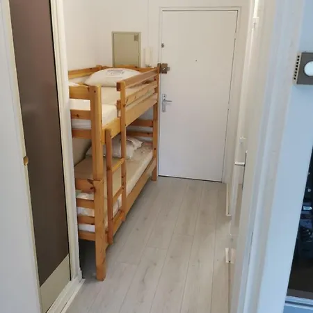 Superb Apartment Brand New Near The Beach Apartmán *