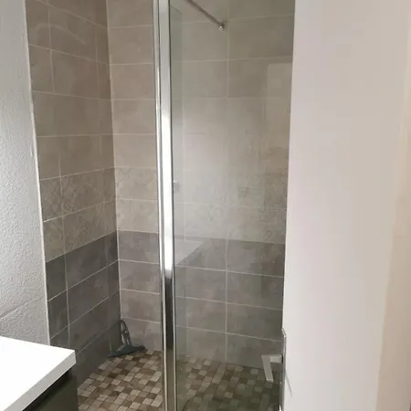 Apartmán Superb Apartment Brand New Near The Beach